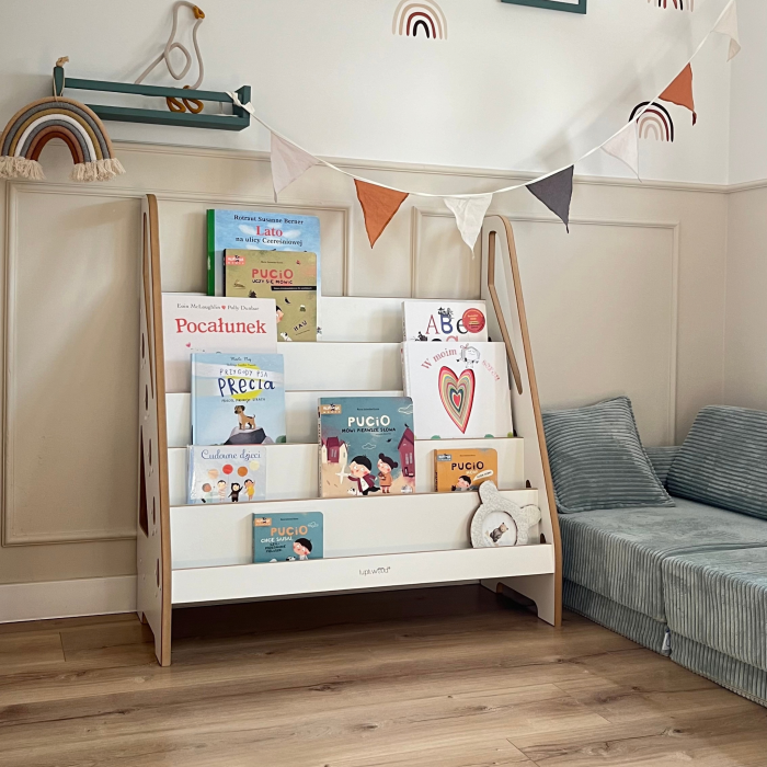 kinderbuecherregal_holz_kinderzimmer8.png