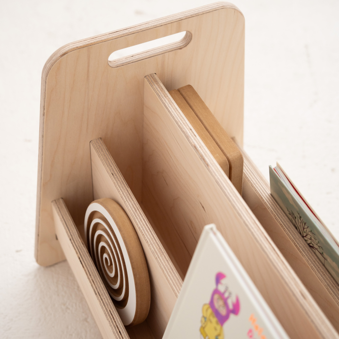 kinderbuecherregal_holz_kinderzimmer2.png